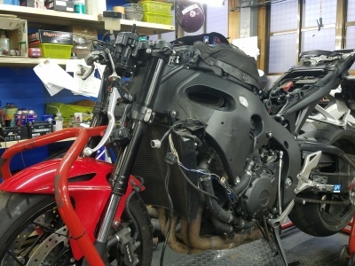 CBR1000RR 転倒からの復活へ ‼_e0114857_09071375.jpg