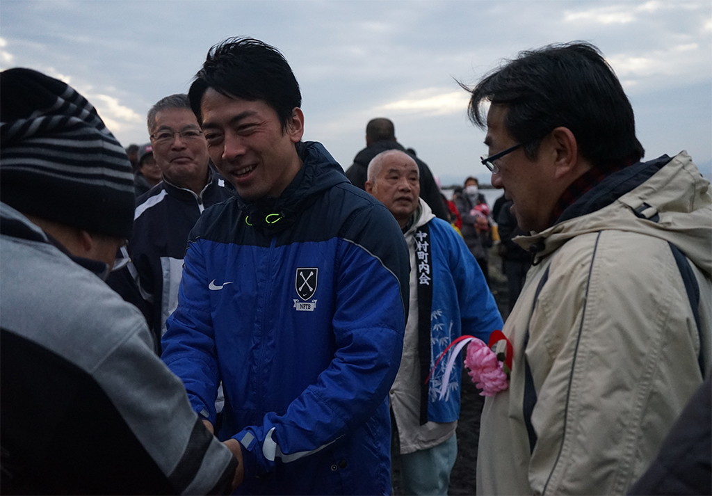 20190113 横須賀「平成最後の」おんべ焼き_e0150566_18264596.jpg