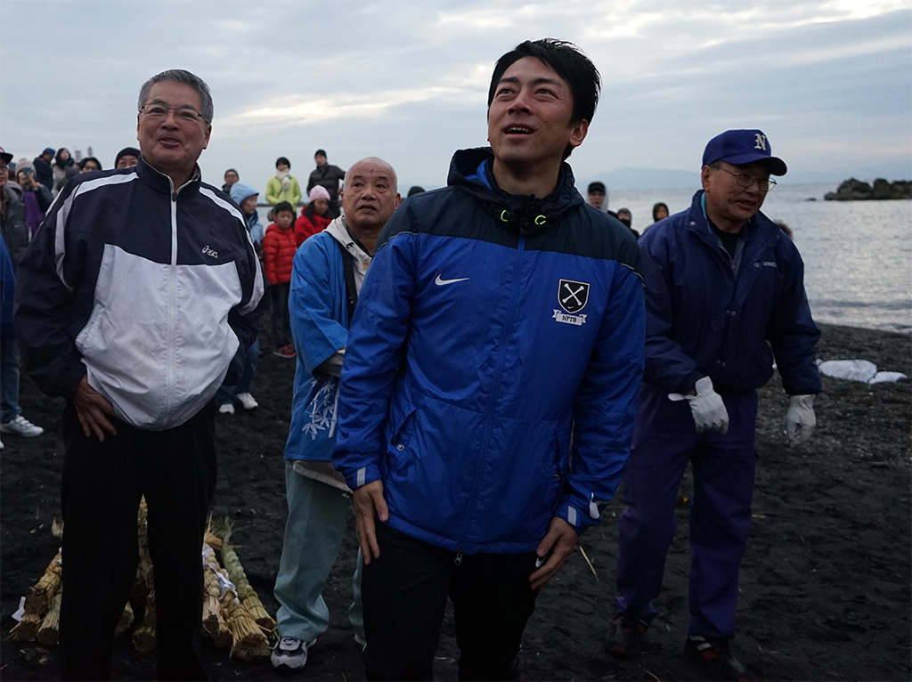 20190113 横須賀「平成最後の」おんべ焼き_e0150566_18384976.jpg