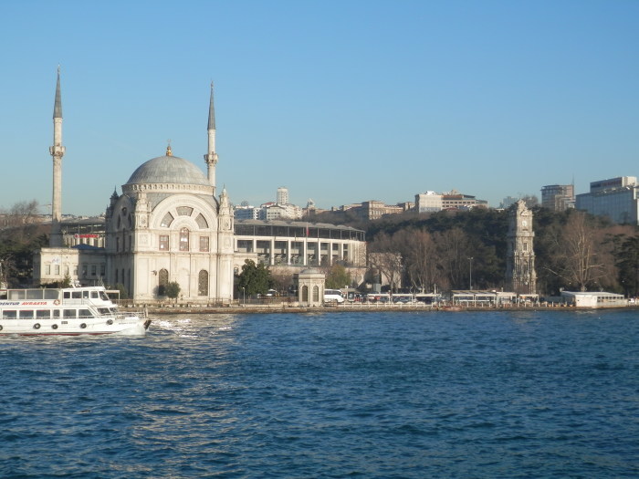 トルコ多重奏旅行記6日日　イスタンブール；ボスポラス海峡クルーズ~サバサンドの船屋台_c0002171_20083233.jpg