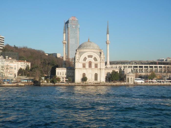 トルコ多重奏旅行記6日日　イスタンブール；ボスポラス海峡クルーズ~サバサンドの船屋台_c0002171_20085393.jpg