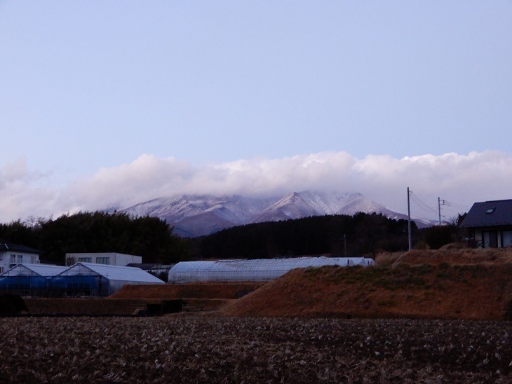 高根町Y田さん邸の薪小屋づくり _a0211886_23314685.jpg