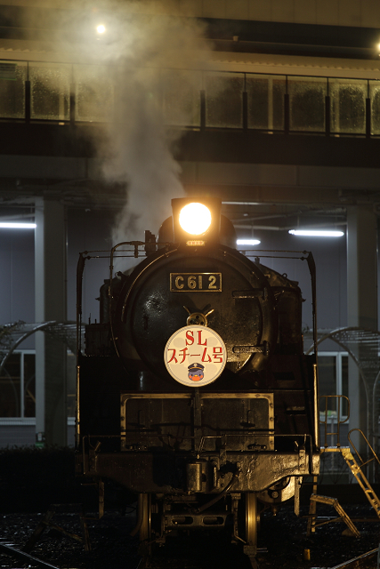 京都・冬の光宴2018～星屑のアクセサリー～ －京都鉄道博物館 扇形車庫ライトアップ（後編）－_b0169330_2123465.jpg