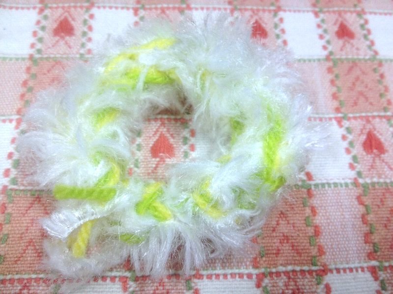 ☆脱臭・ふわふわもこもこ化学繊維の糸☆_c0092953_08560976.jpg
