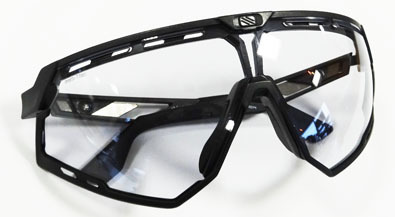RUDYPROJECT(ルディープロジェクト)新素材GRAPHENE COMPOUND(グラフェン コンパウンド)採用スポーツサングラス発売開始!_c0003493_09200962.jpg