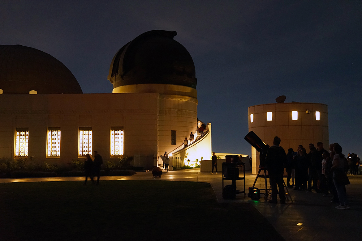 ハリウッド散歩 : 100万ドルの夜景_d0361902_1317548.jpg