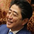 安倍晋三の支持率を高めるマスコミの韓国叩きと嫌韓過熱の国民世論_c0315619_12471933.jpg
