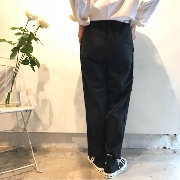 しろい シャツ_d0364239_20272585.jpg