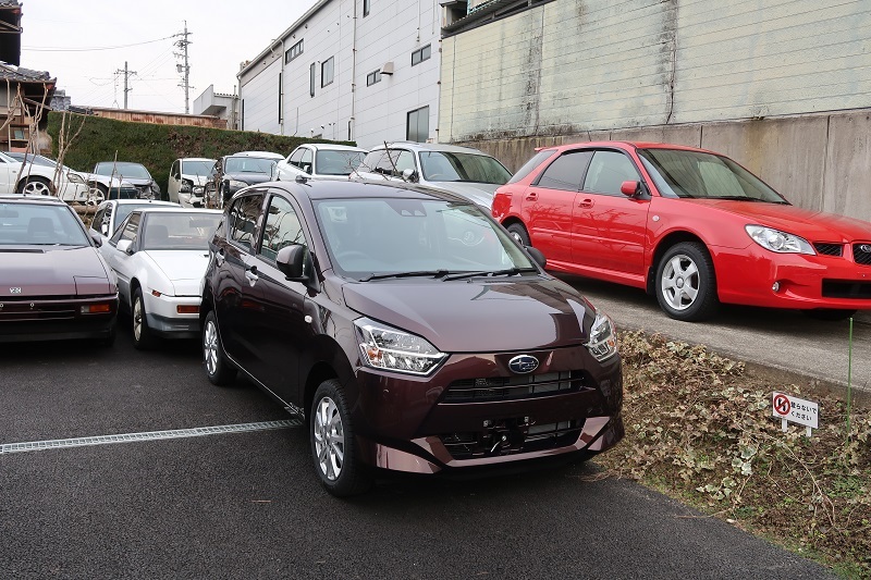 SUBARU 60周年特別記念車の価格特性_f0076731_12011424.jpg