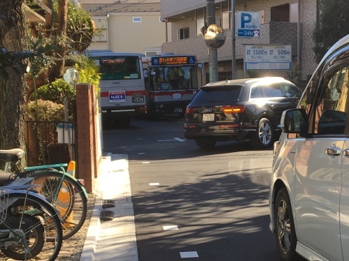 b0330040_11415643.jpeg