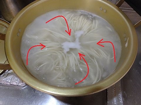 半生うどんの茹で方_e0146484_17383020.jpg