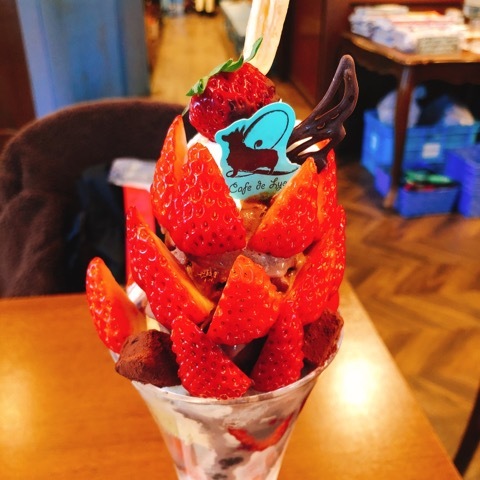 a0037910_16120999.jpeg