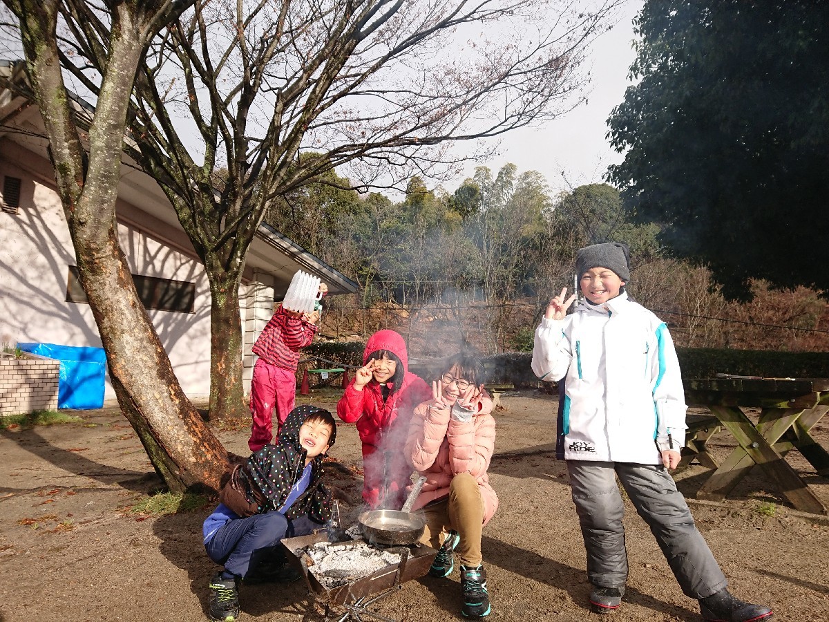 雪と火遊び！小学生クラブ_b0211925_04440679.jpg