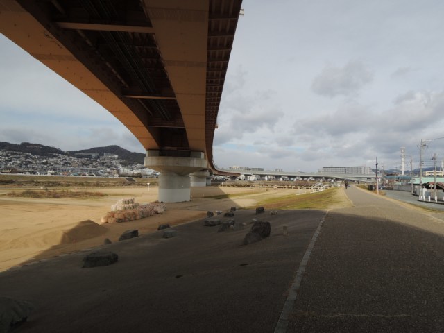 川西市～宝塚～伊丹市エリアのショートサイクリングに行ってきました_d0174462_04543629.jpg