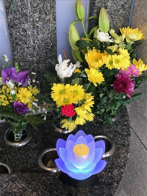 ☆合同供養祭開催のお知らせと蓮の花の灯篭☆_b0263390_14074576.jpg