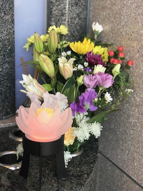 ☆合同供養祭開催のお知らせと蓮の花の灯篭☆_b0263390_14081886.jpg
