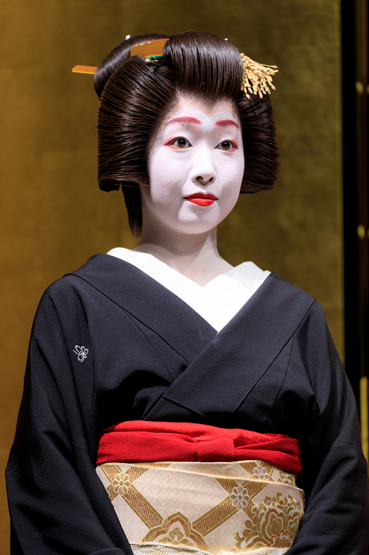 春の舞・国立博物館(祗園甲部 槇子さん、市有里さん、朋子さん、槇里子さん、美羽子さん)_f0155048_23292434.jpg