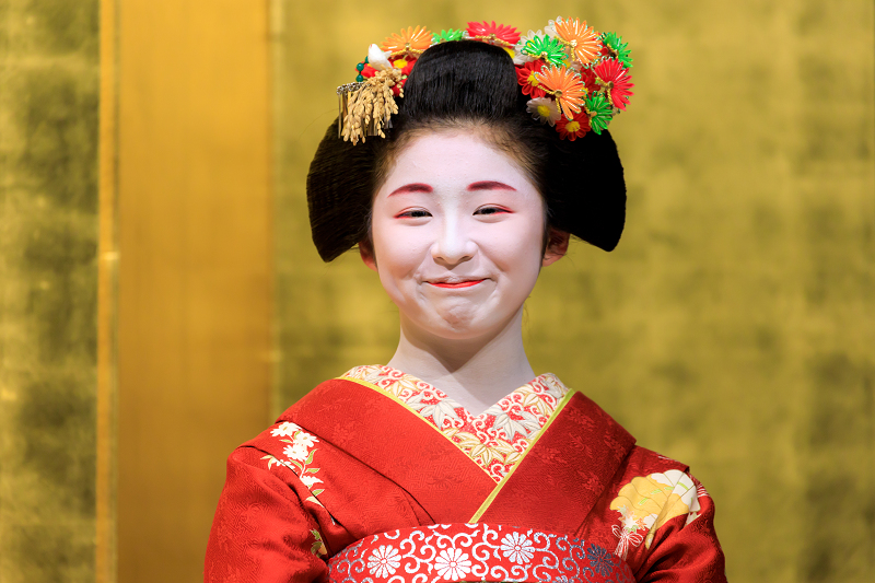 春の舞・国立博物館(祗園甲部 槇子さん、市有里さん、朋子さん、槇里子さん、美羽子さん)_f0155048_2336767.jpg