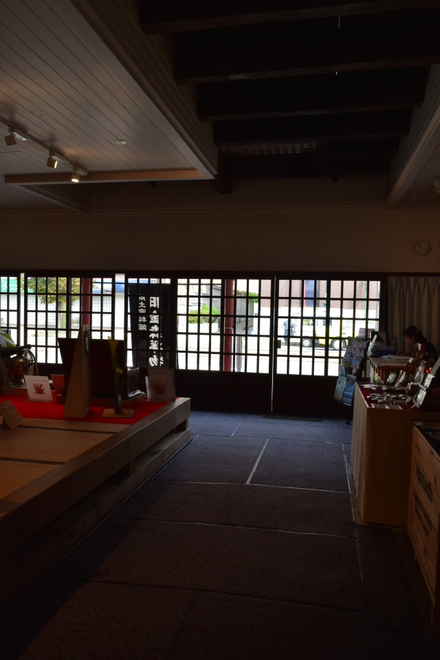 函館末広町の旧金森洋物店(函館の建築再見)_f0142606_09044979.jpg