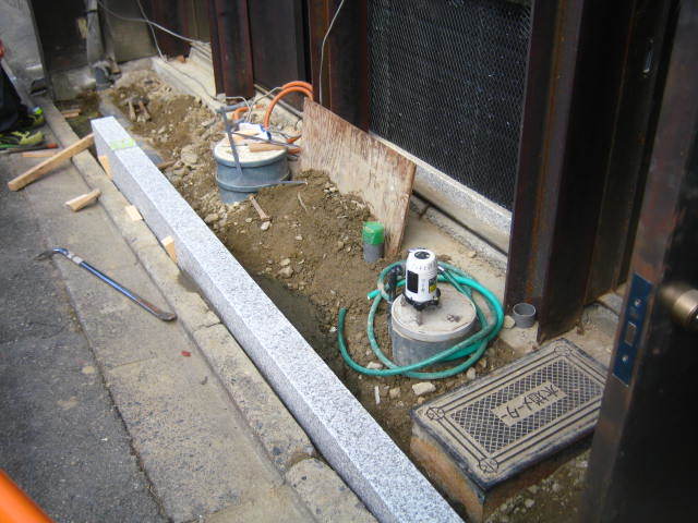 e0360218_08323026.jpg