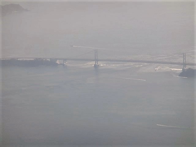 藤田八束の空の旅@鹿児島の絶景は錦江湾と桜島、瀬戸内海には瀬戸大橋と渦潮_d0181492_23463875.jpg