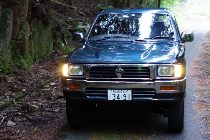 FOR SALE !! TOYOTA HILUX_c0250233_15534527.jpg