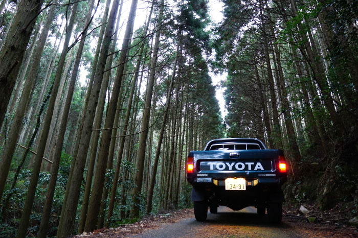 FOR SALE !! TOYOTA HILUX_c0250233_15540104.jpg