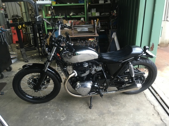 W650 ボンネビルタンク : CUSTOM REPORT