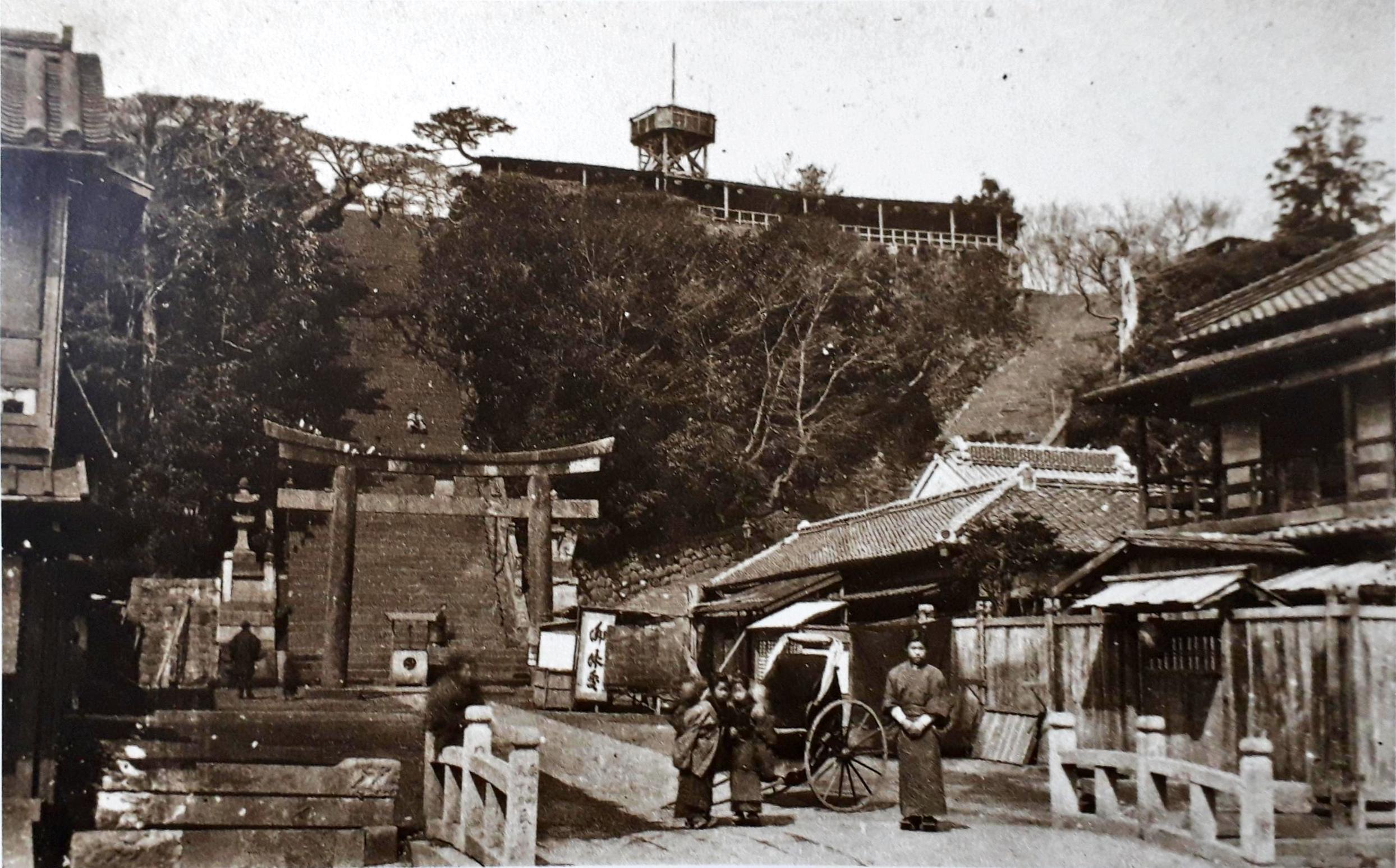 年明け。ツイッター等ネットへの不信。ボスニアの世界最大ピラミッド続報、三囲神社鳥居調べ（参考追加）、枕橋、靖国神社日清戦争凱旋鳥居（修正追記）2019/1/8-16_b0116271_23362234.jpg