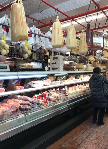 週末のお買物は、イタリアンマーケットで_d0269832_23133282.jpeg