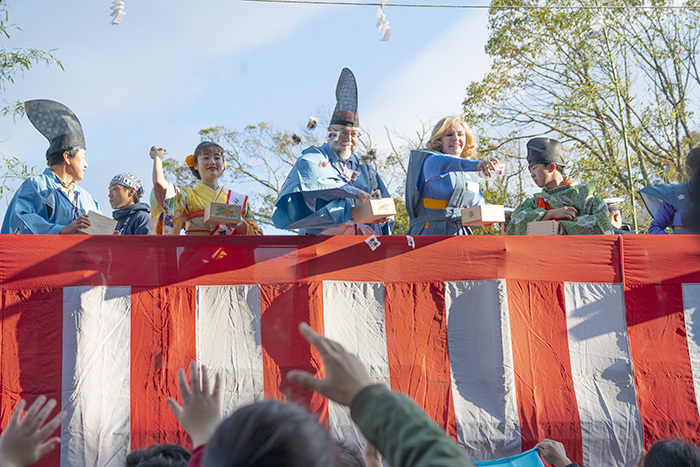 鎌倉宮の節分祭　ミス鎌倉も豆まき_b0145398_23261179.jpg