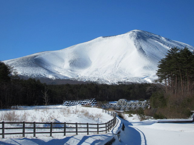 浅間牧場 ＊ 北軽井沢で雪景色を楽しむ♪_f0236260_01363197.jpg