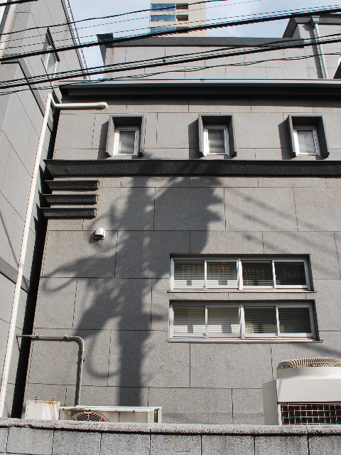 東京渋谷の小田急電鉄旧本社(昭和モダン建築探訪)_f0142606_06001768.jpg