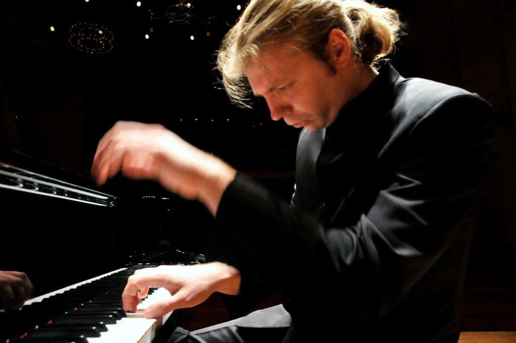 Ravel & Gershwin: P-Cons@Denis Kozhukhin, Kazuki Yamada/Suisse Romande O._b0400788_00273850.jpg