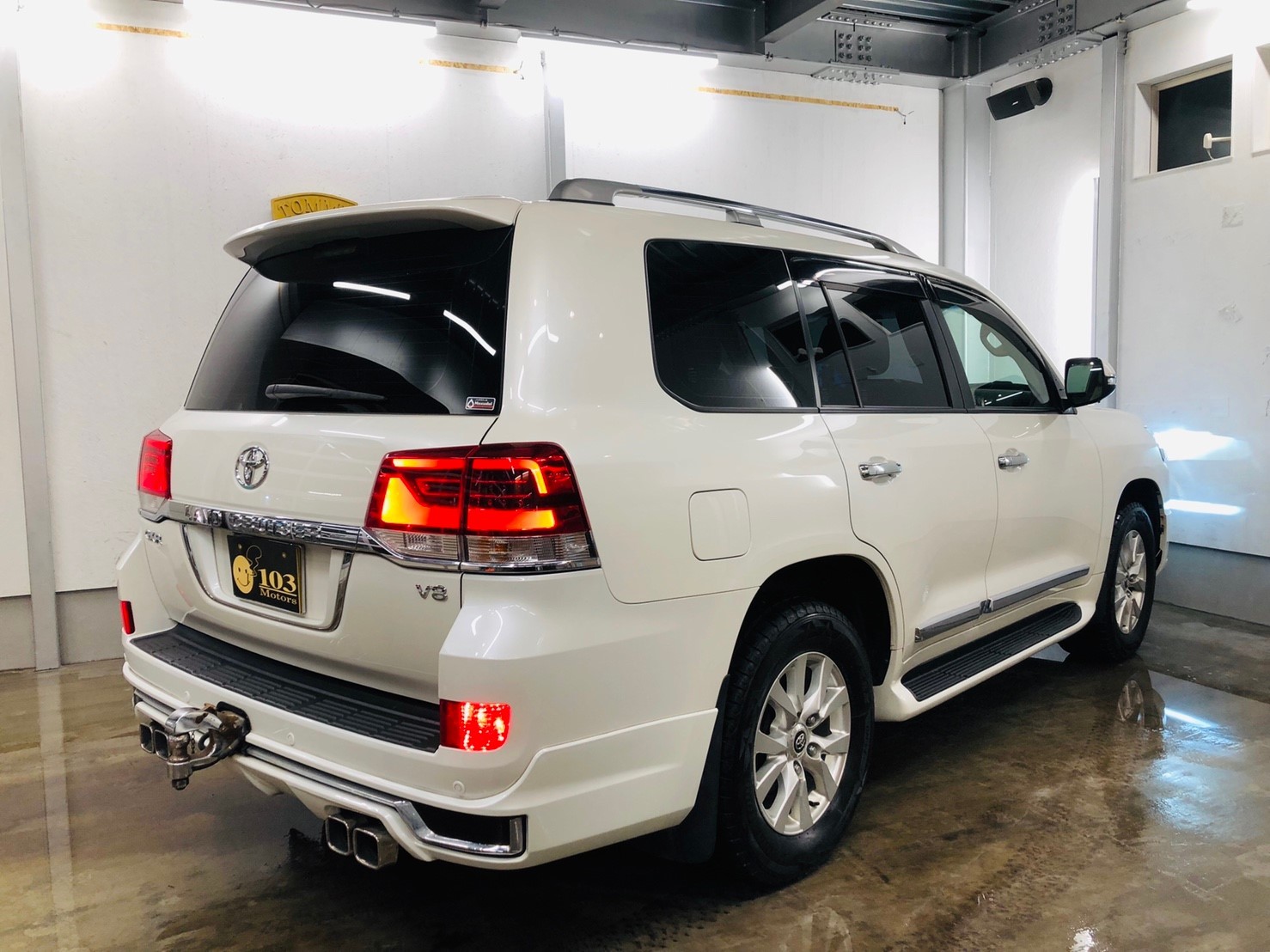 2月8日(金)本店ブログ♪ ランクル200ディーゼルあります！！！ お