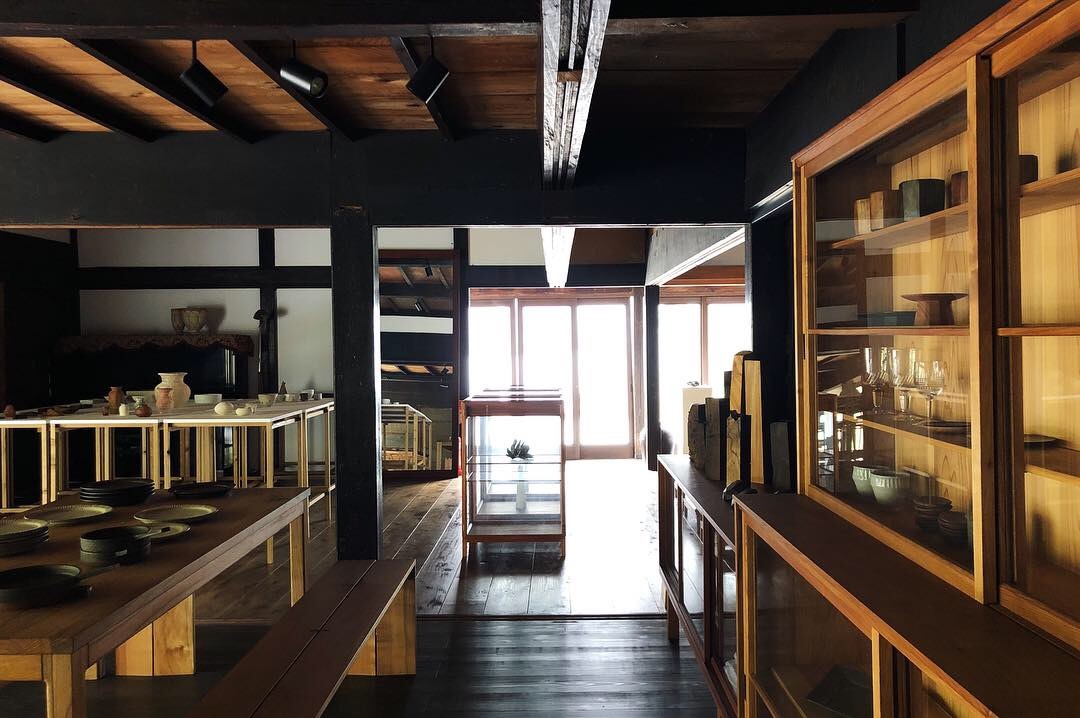2月のgallery&cafeの営業日のお知らせ _e0241305_18044844.jpg