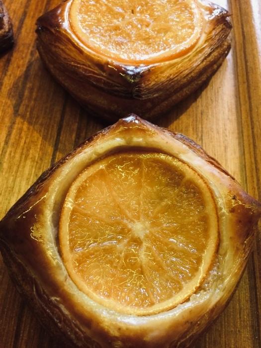 旬 ネーブルオレンジのデニッシュ ｐａｎａｄｅｒｉａ ｔｒｉｇｏ パナデリア トリゴ