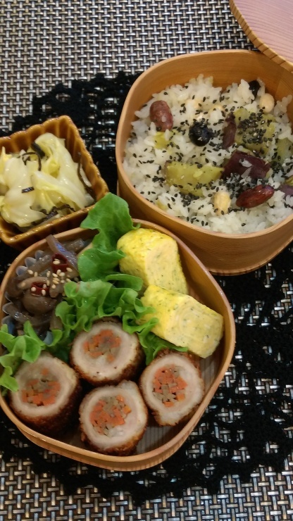 さつまいもとお豆ミックスの炊き込みご飯のお弁当_c0306839_08252559.jpg