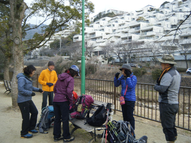 e0371039_9205372.gif