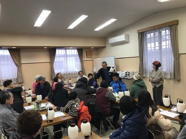 提灯の絵付け体験 仙北市交流デザイン課 旧農山村体験デザイン室 提灯の絵付け体験 仙北市交流デザイン課 旧農山村体験デザイン室