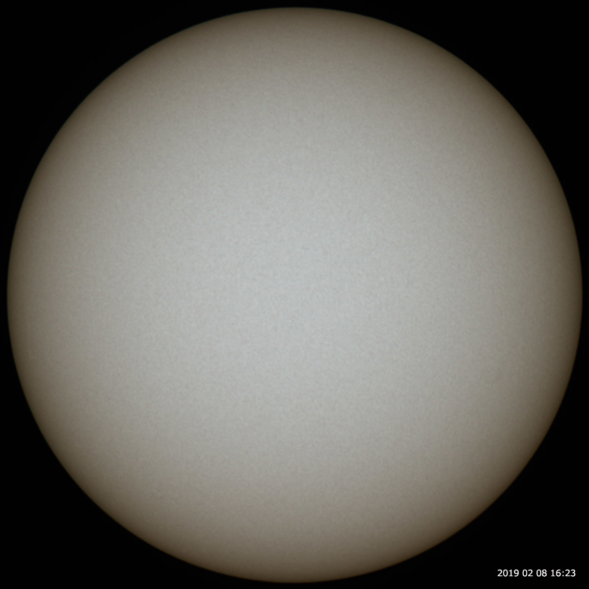 2月8日の太陽_e0174091_18054890.jpg