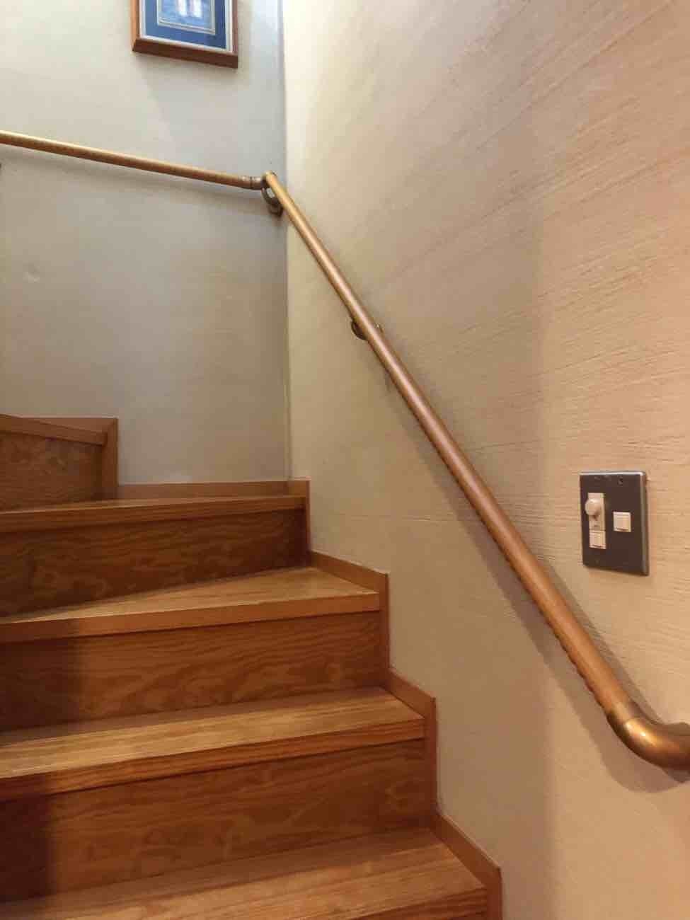 階段手すり設置工事！_d0256297_09272872.jpeg