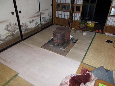 床張り工事_a0118461_10531787.jpg