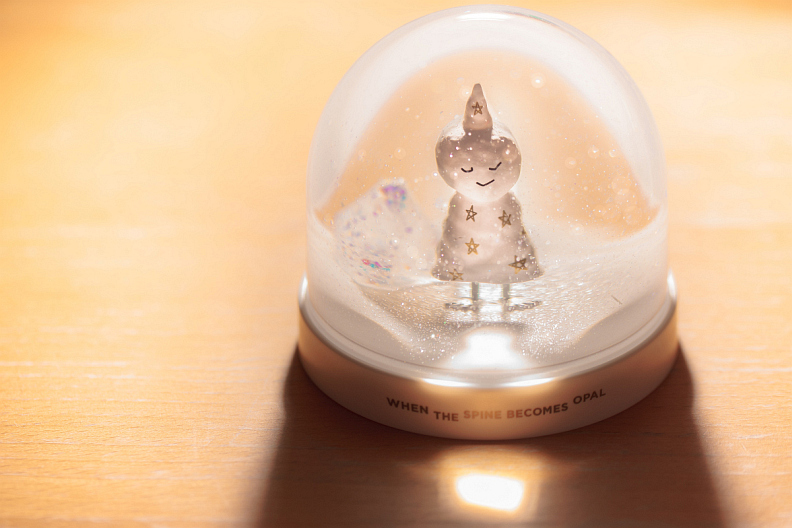 美品★米津玄師 脊椎がオパールになる頃 グッズ セット Tシャツ、スノードーム 米津玄師 スノードーム 脊椎がオパールになる頃 グッズ - メルカリ