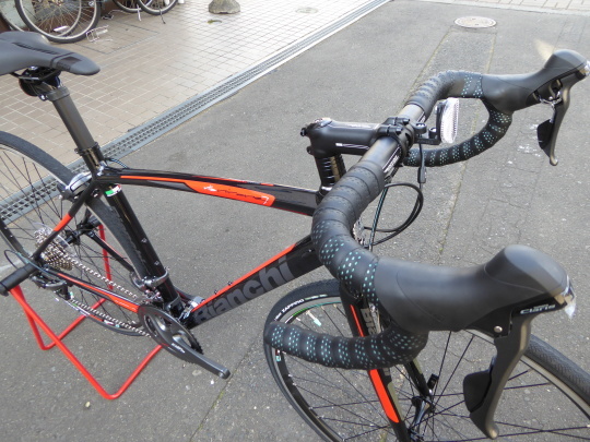 ビアンキ ロードバイク入荷致しました!_e0140354_12332055.jpg