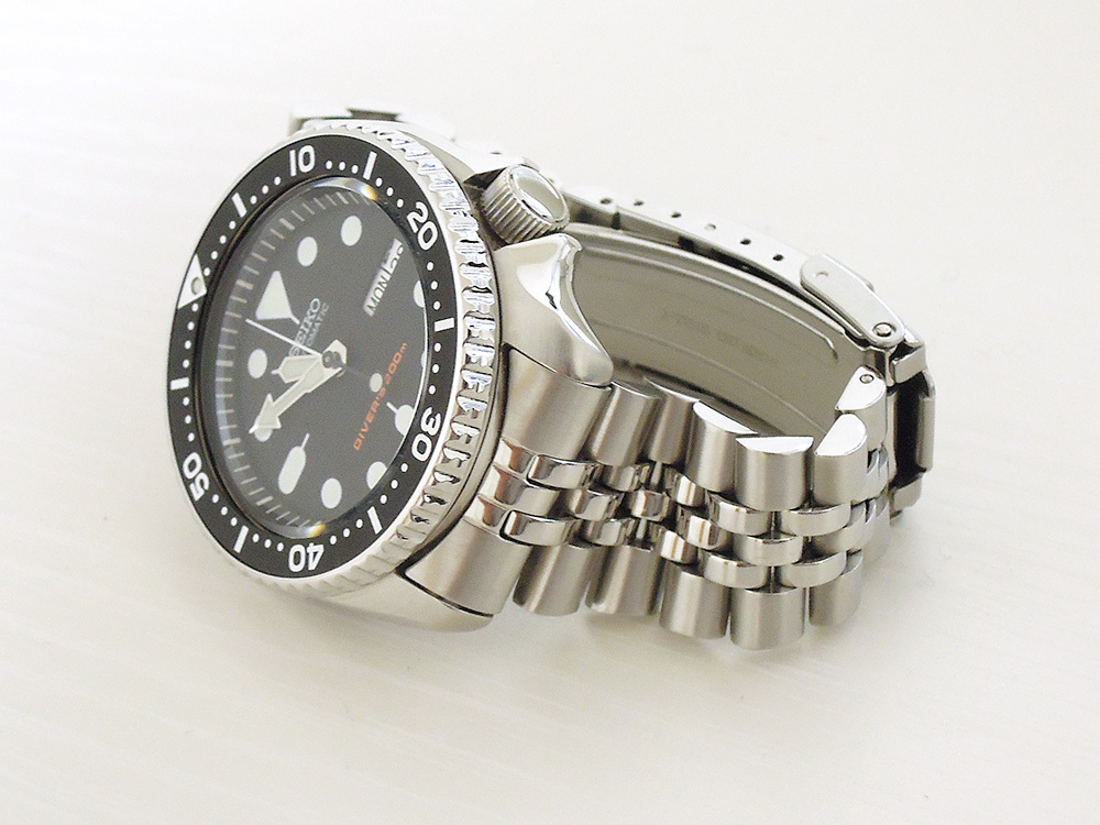注目の SKX007を3連ブレスレットに交換してみた : ちゅう太日記 時計