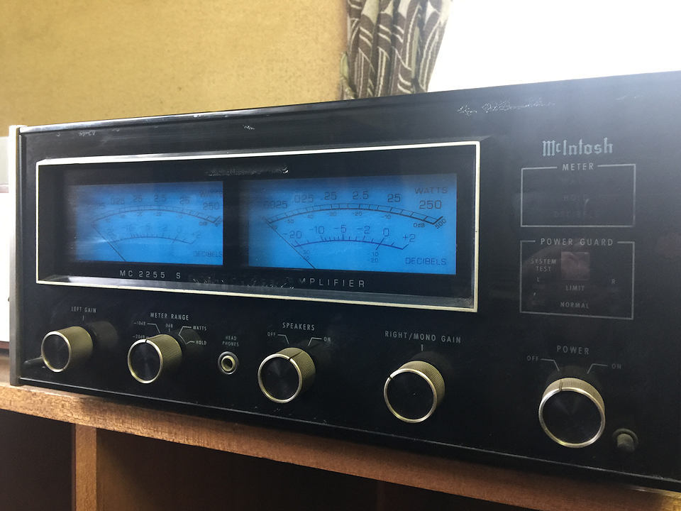 ヴィンテージもいろいろ_b0350085_22240046.jpg
