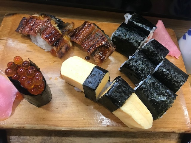 寿司とワインとほにゃららら。_a0050302_23510376.jpg