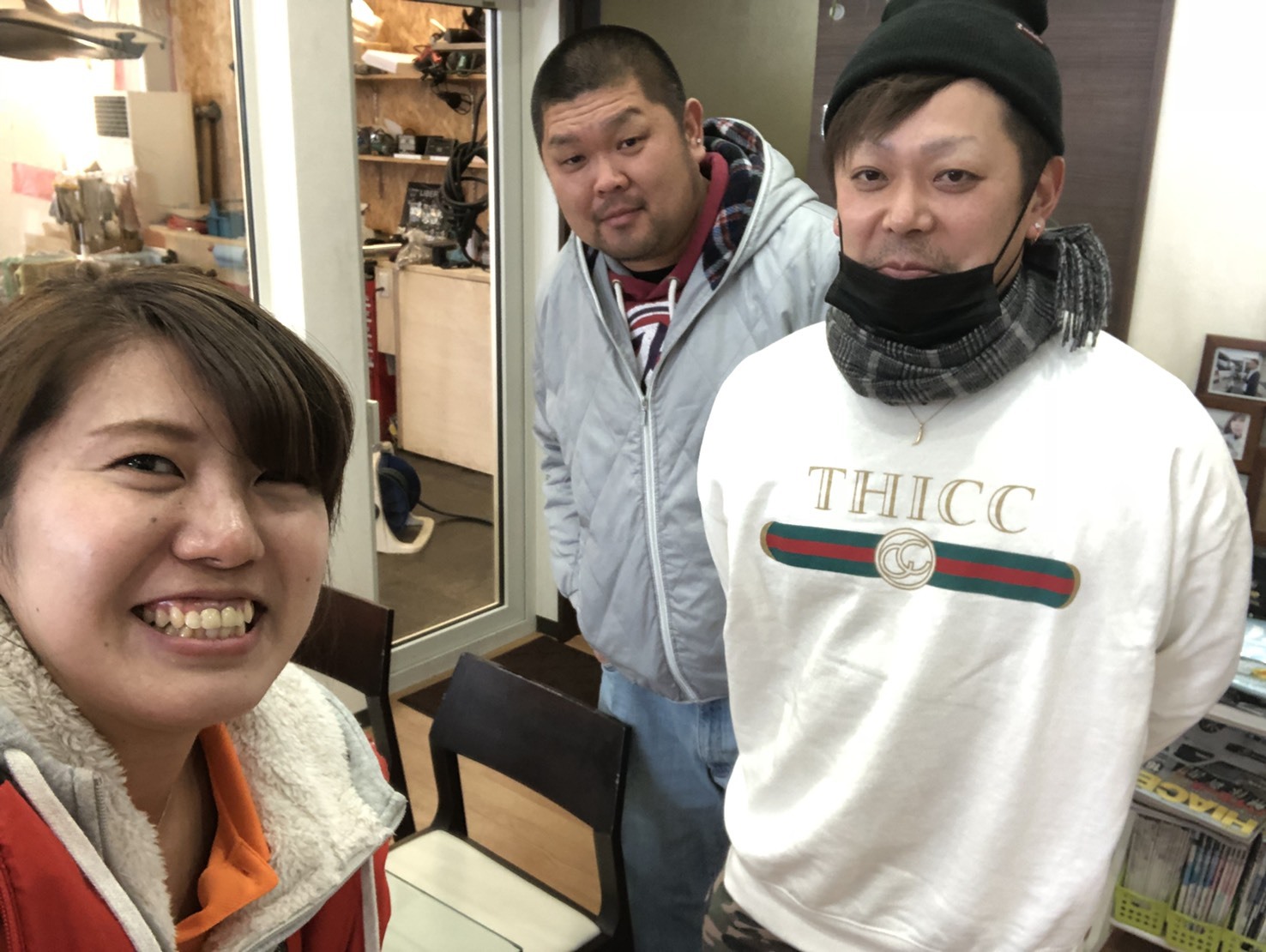 2/13(水)本店ブログ♪ タントカスタムRS 26000キロ♡ブラック♡ あります!! ランクル ハマー アルファード_b0127002_19570037.jpg