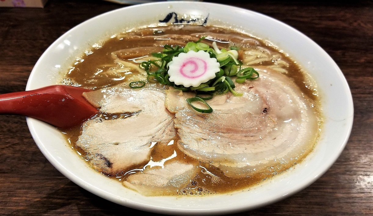 麺や紡　大盛り熟成らーめん_e0208833_19502575.jpg